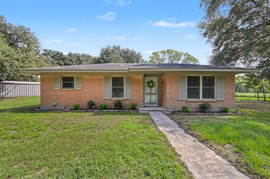 Property photo for 13285 Stowe Road, Conroe, TX