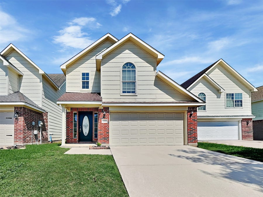 Property photo for 11814 E Galwan Circle, Houston, TX