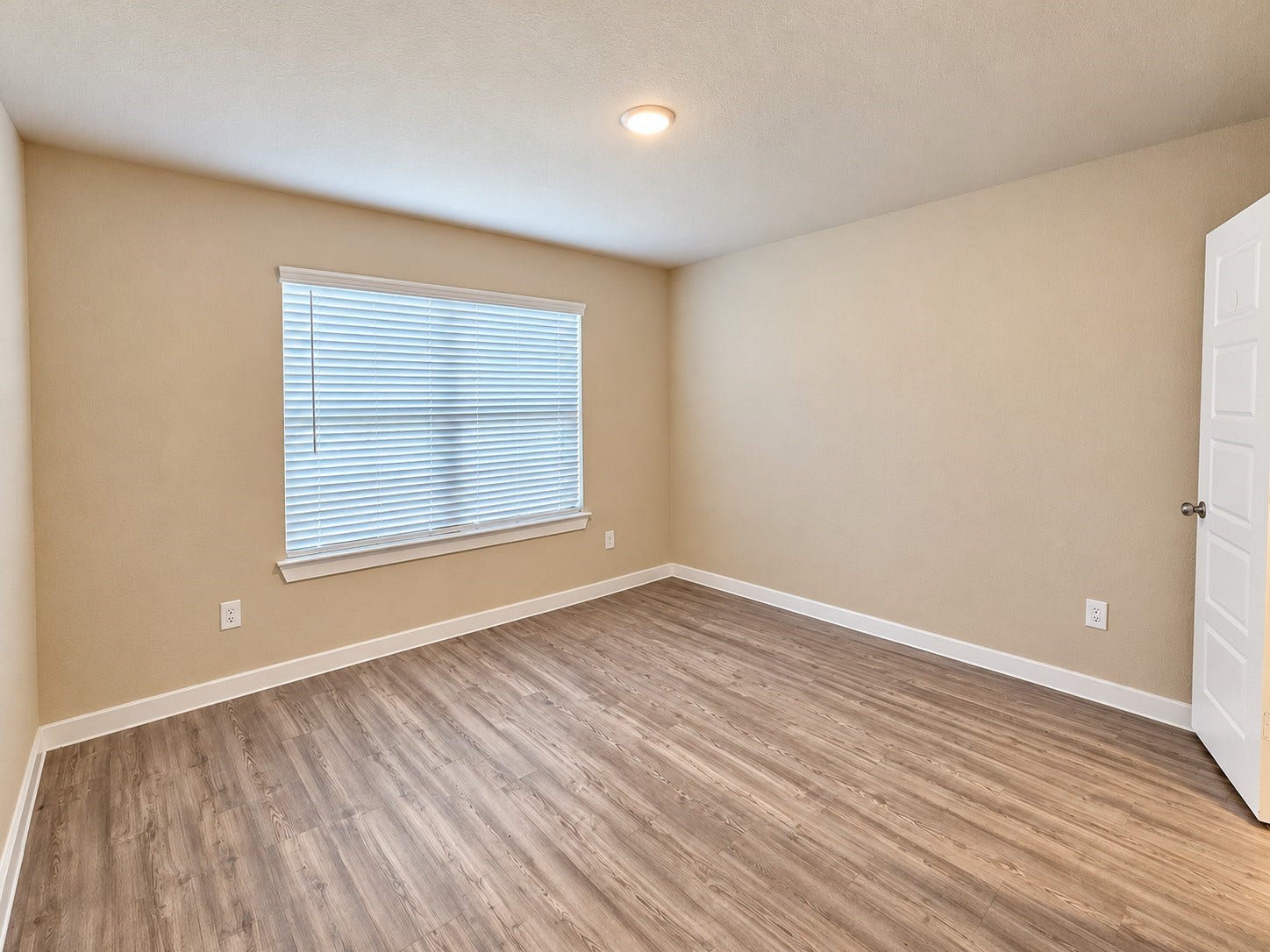 5249 Fleming Street, La Marque, TX 77568