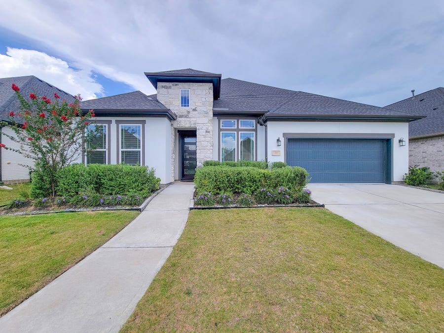 Property photo for 5023 Golden Peach Road, Manvel, TX