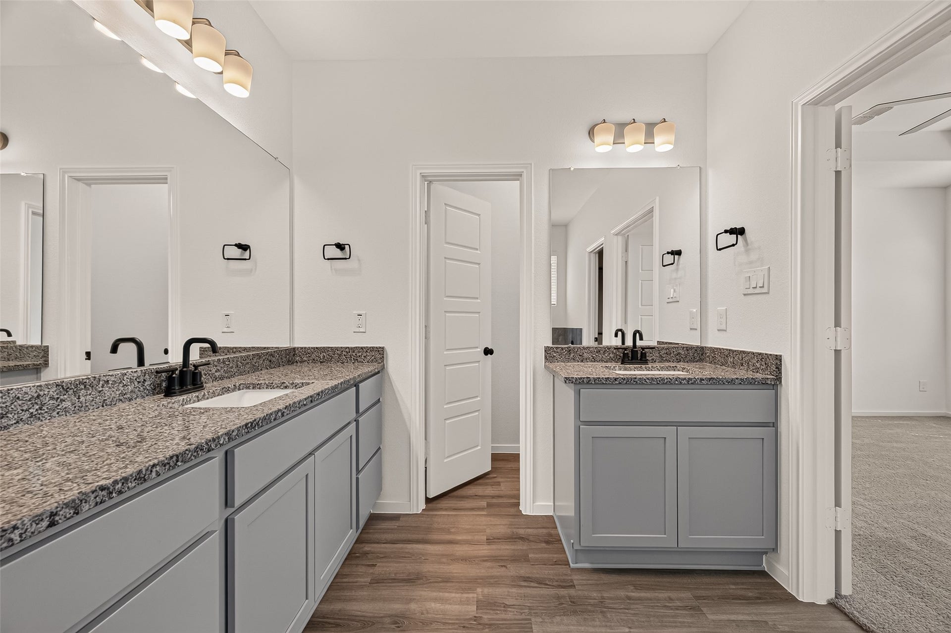 2814 Rockwood Drive, Iowa Colony, TX 77583 2814 Rockwood Drive, Iowa Colony, TX 77583