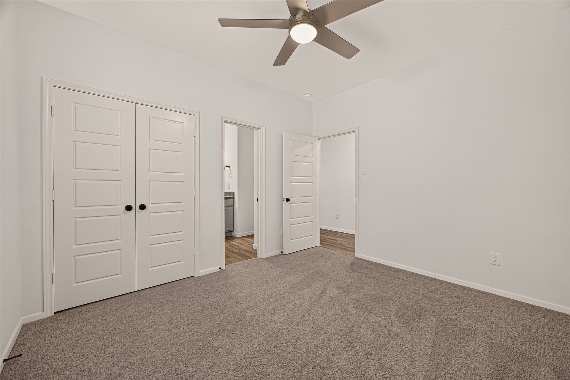 2814 Rockwood Drive, Iowa Colony, TX 77583 2814 Rockwood Drive, Iowa Colony, TX 77583