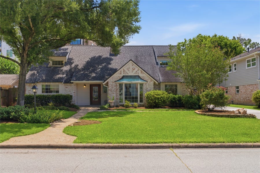 Property photo for 14919 Perthshire Road, Houston, TX
