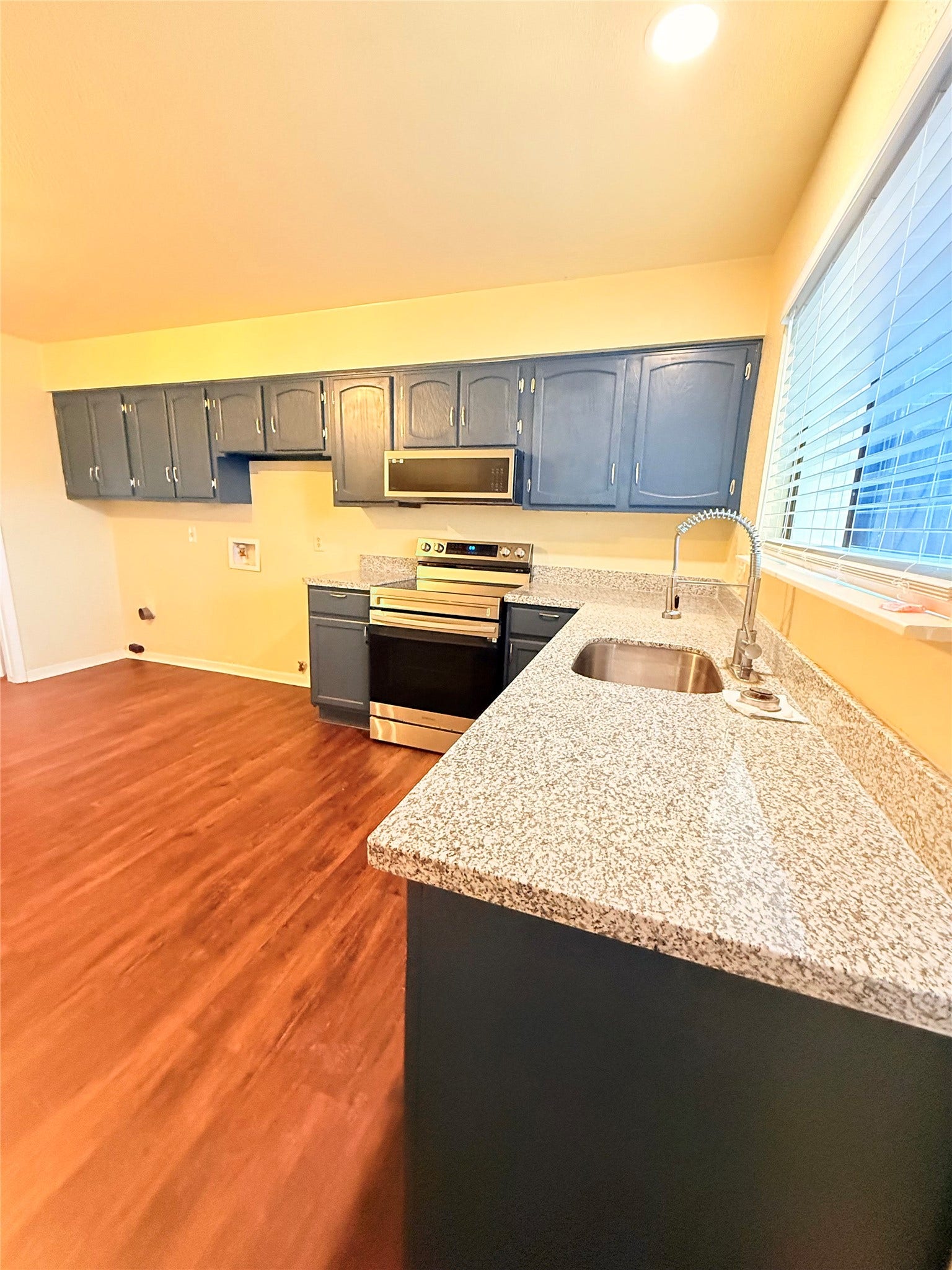 6401 Deihl Road, #804, Houston, TX 77092 6401 Deihl Road, #804, Houston, TX 77092