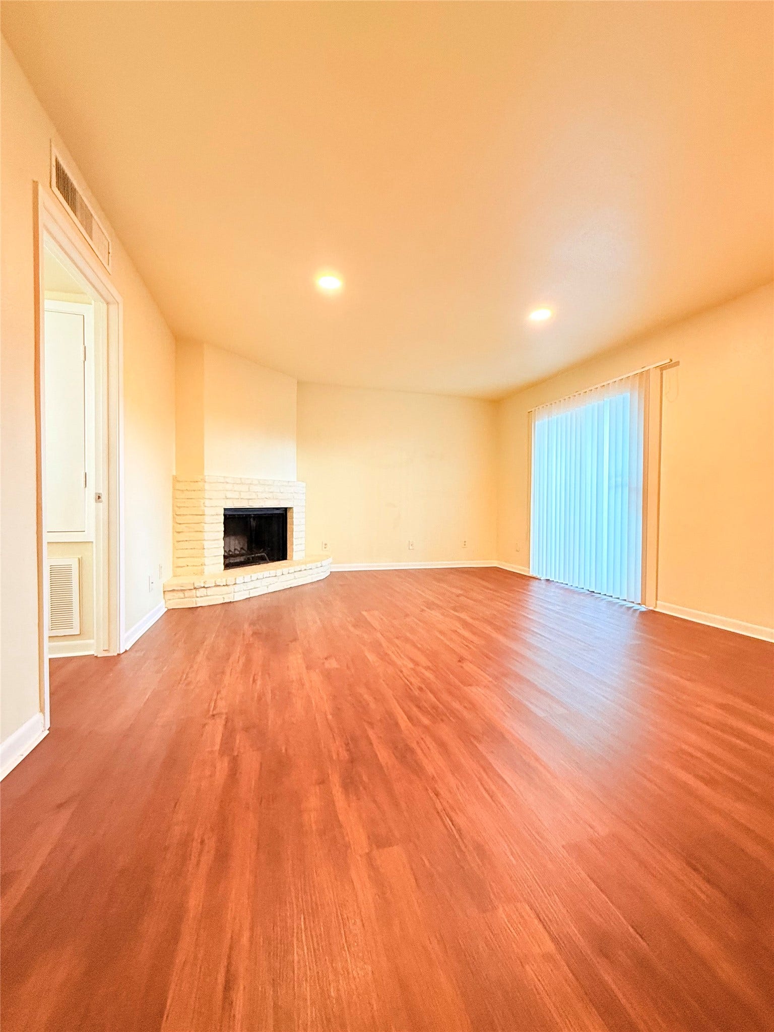 6401 Deihl Road, #804, Houston, TX 77092 6401 Deihl Road, #804, Houston, TX 77092