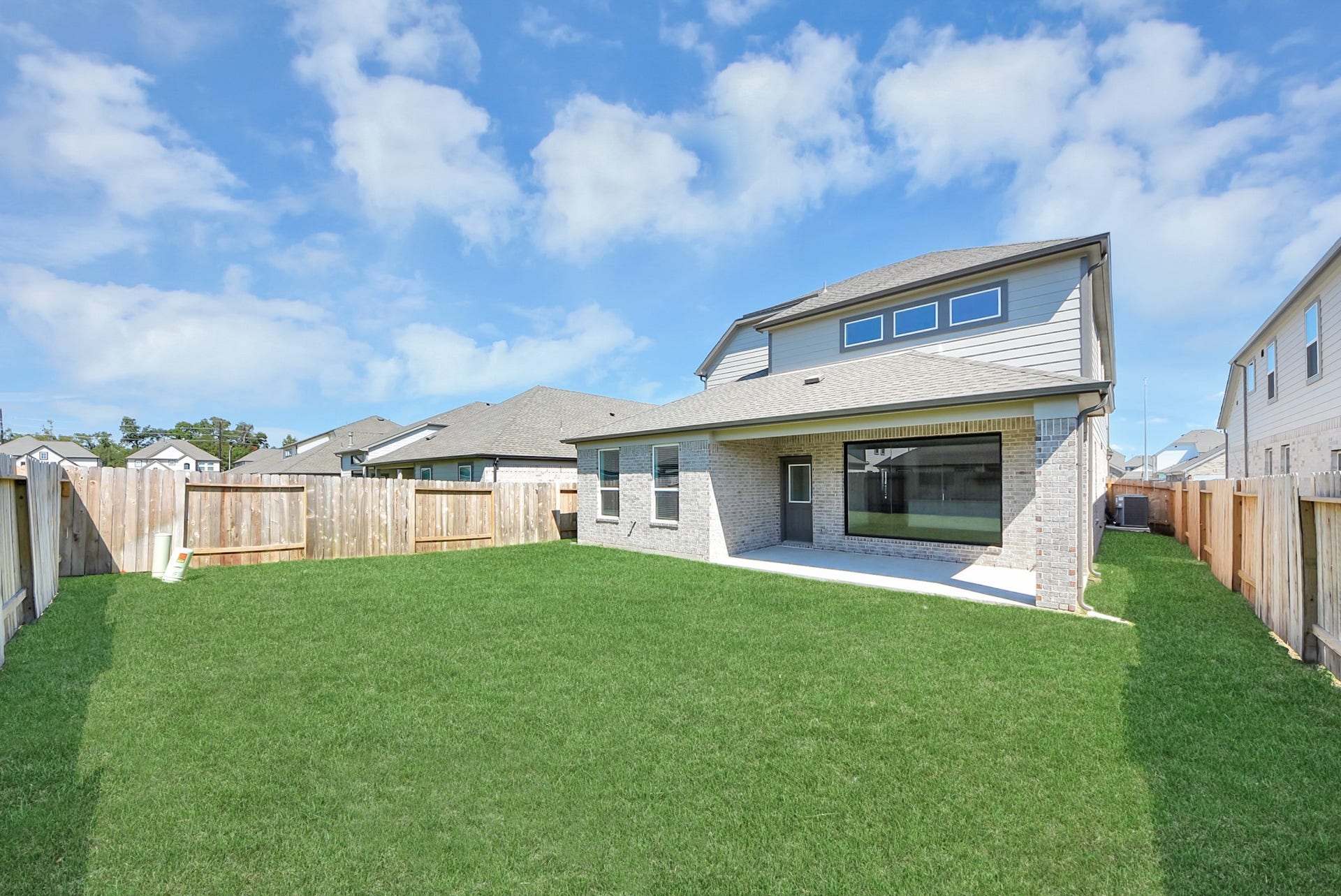 11119 Rose River Drive, Houston, TX 77044 Come and see this spacious backyard with its beautiful covered patio. There is plenty of room for the kids to play and adults to relax. Perfect for your outdoor living space, patio furniture, bbq pit, and so much more. The possibilities are endless!