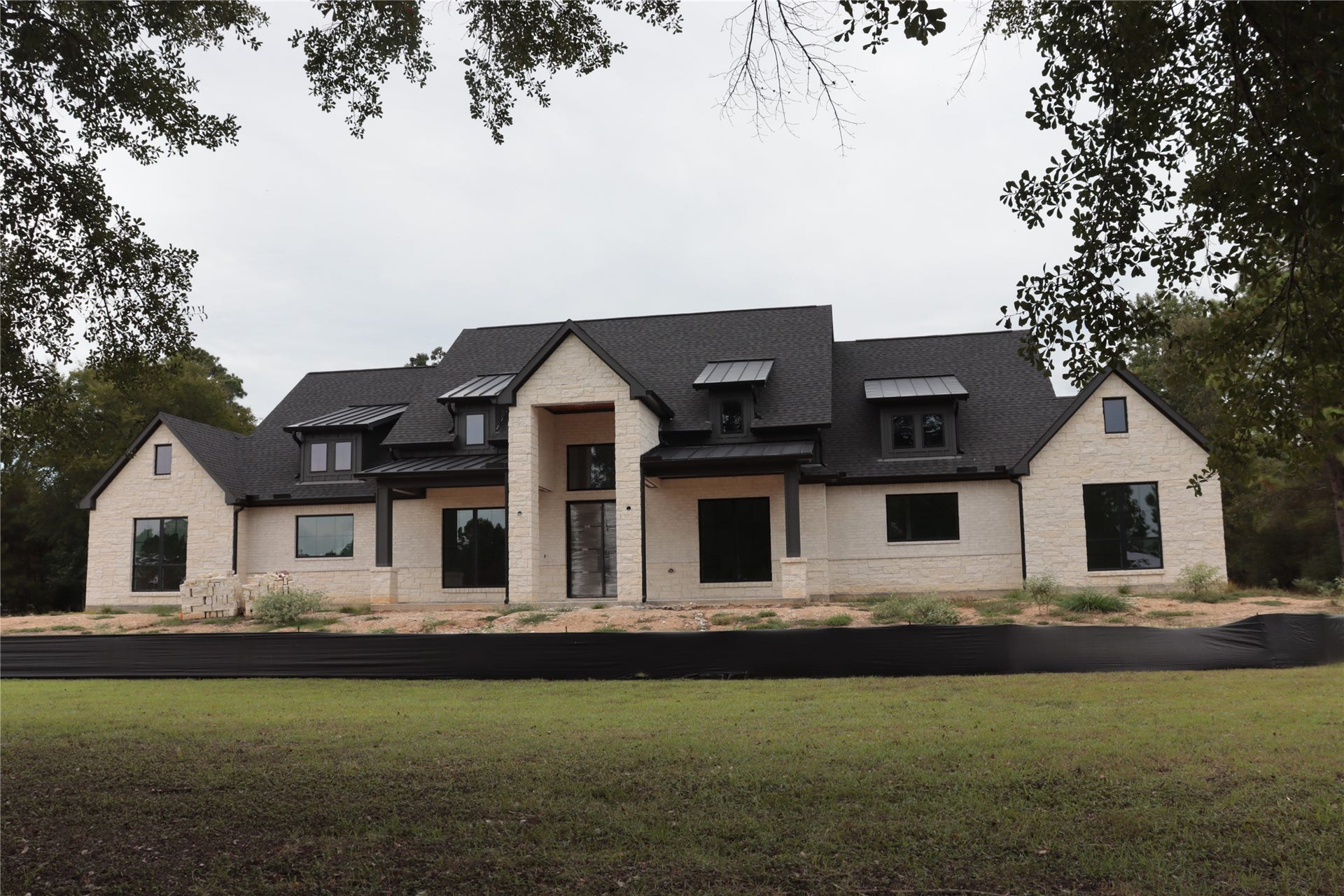 9211 Grand Lake Estates Drive, Montgomery, TX 77316 9211 Grand Lake Estates Drive, Montgomery, TX 77316