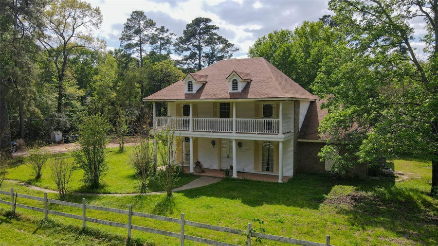 Property photo for 32037 Dobbin Huffsmith Road, Magnolia, TX