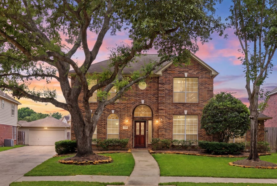Property photo for 8115 Copper Shore Circle, Houston, TX