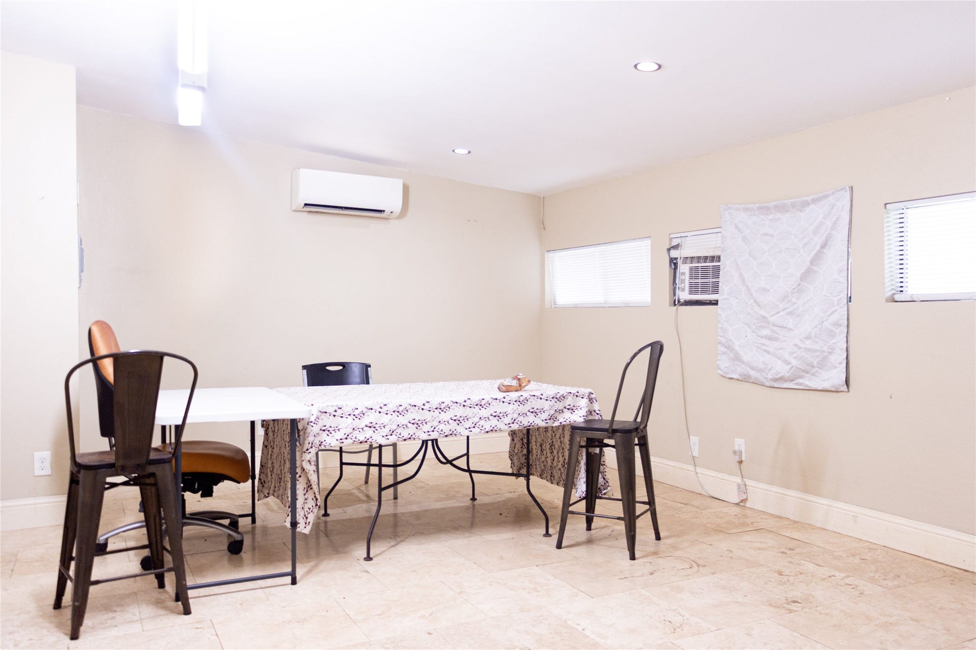 15318 Leeds Lane, Jersey Village, TX 77040 15318 Leeds Lane, Jersey Village, TX 77040