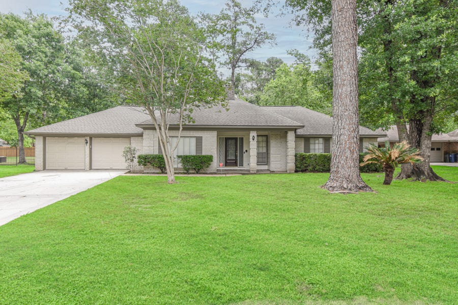 Property photo for 14126 W Cypress Forest Drive, Houston, TX