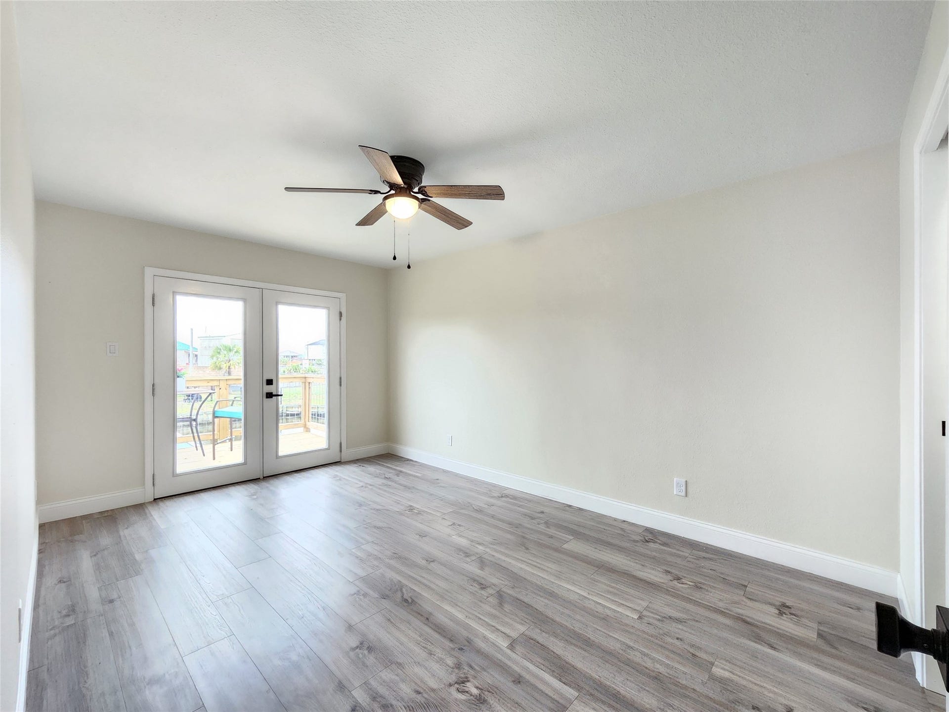288 Ling Street, Bayou Vista, TX 77563 288 Ling Street, Bayou Vista, TX 77563
