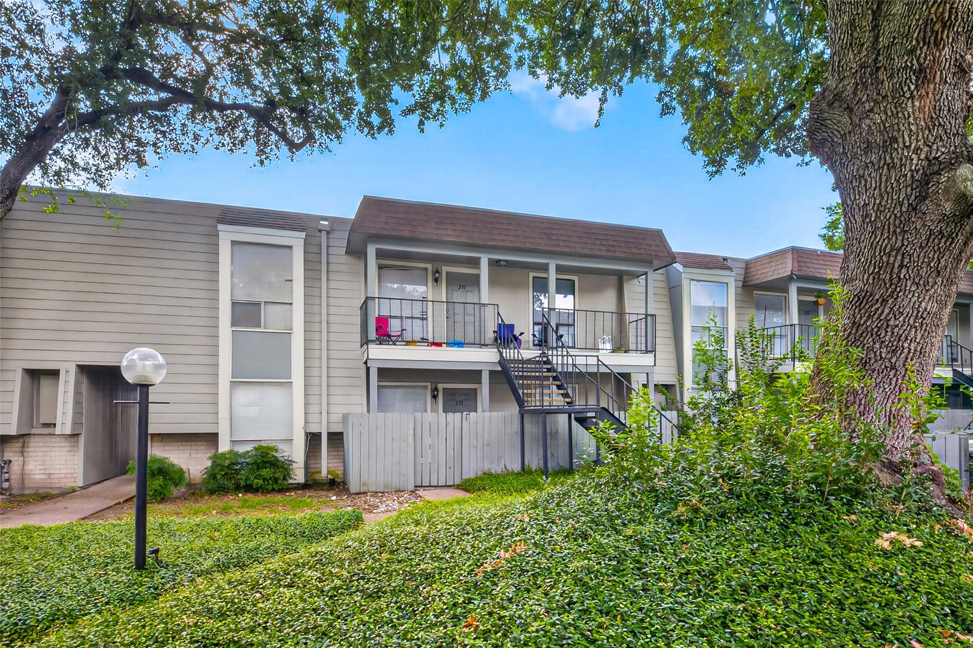 5929 Queensloch Drive, #131, Houston, TX 77096 5929 Queensloch Drive, #131, Houston, TX 77096
