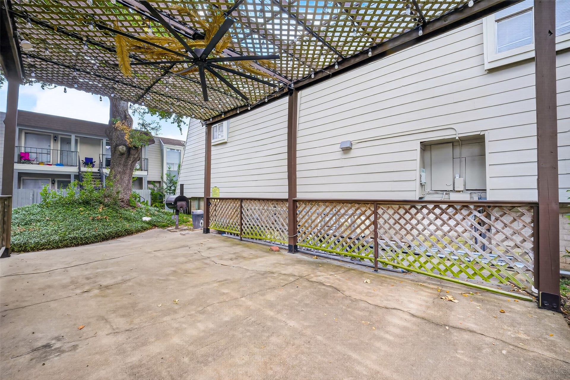 5929 Queensloch Drive, #131, Houston, TX 77096 5929 Queensloch Drive, #131, Houston, TX 77096