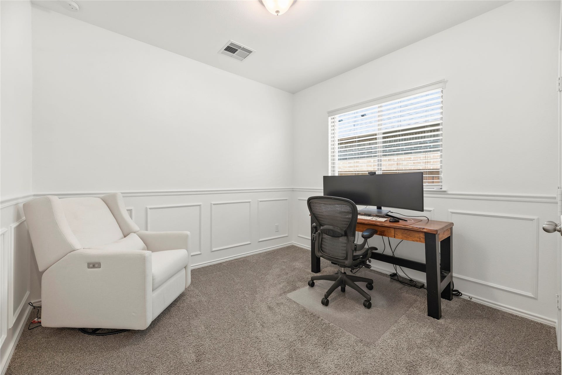 12914 Catfish River Court, Cypress, TX 77433 Bedroom #2 is located downstairs in this split floorplan.