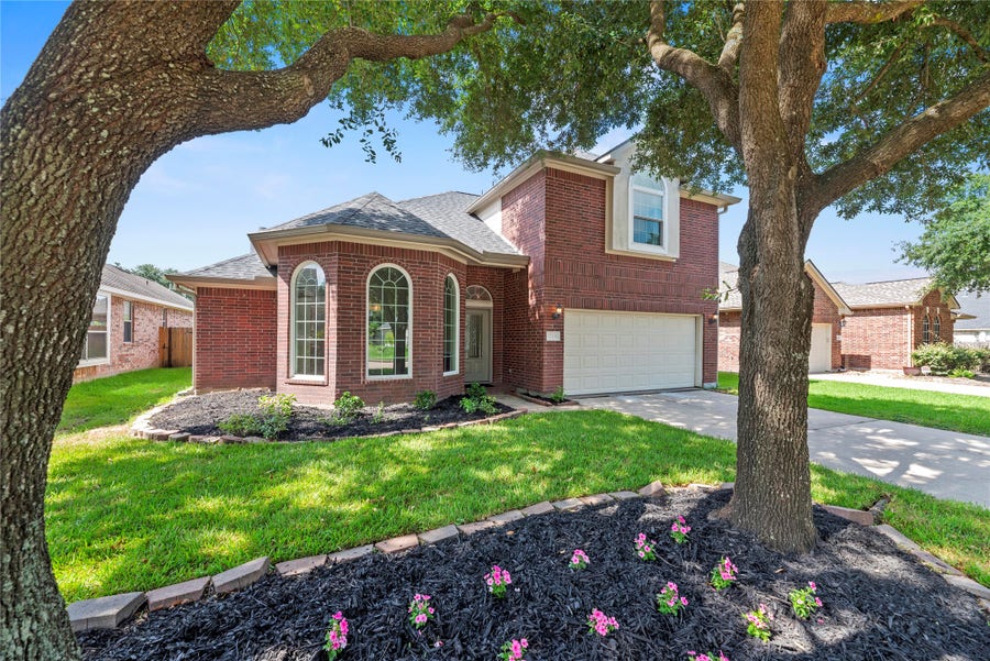 Property photo for 17231 Sheffield Bend Drive, Houston, TX