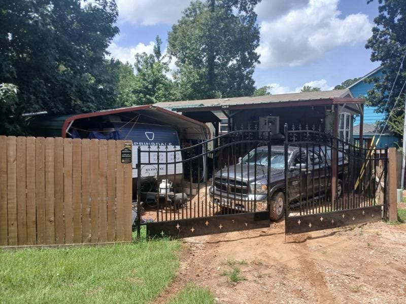 16623 Eastchase, Montgomery, TX 77316 16623 Eastchase, Montgomery, TX 77316