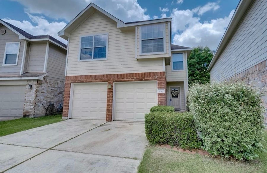 Property photo for 8207 Spring Wind Lane, Houston, TX