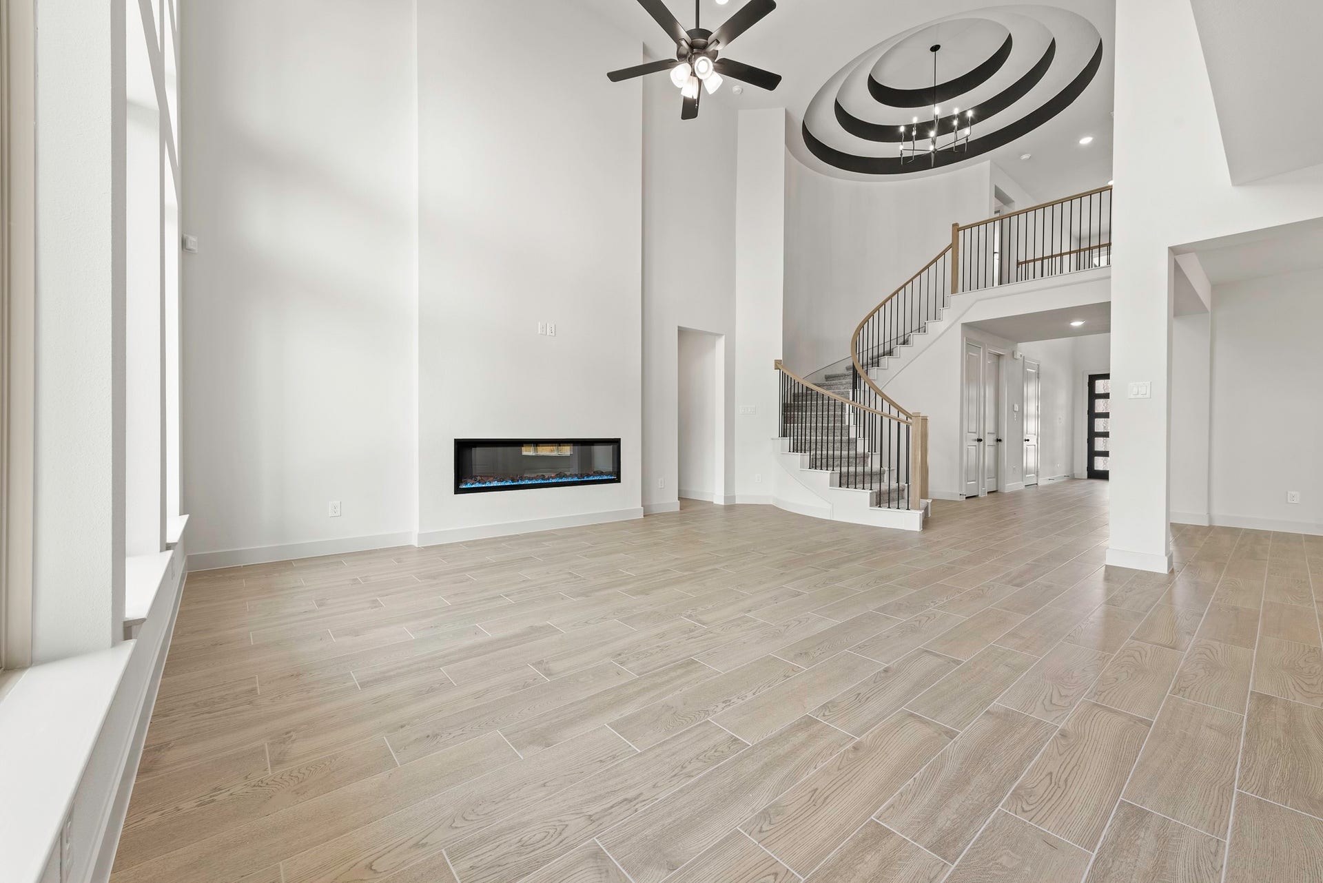 4727 Ravine View Lane, Fulshear, TX 77441 Representative image; features, selections and colors may vary.