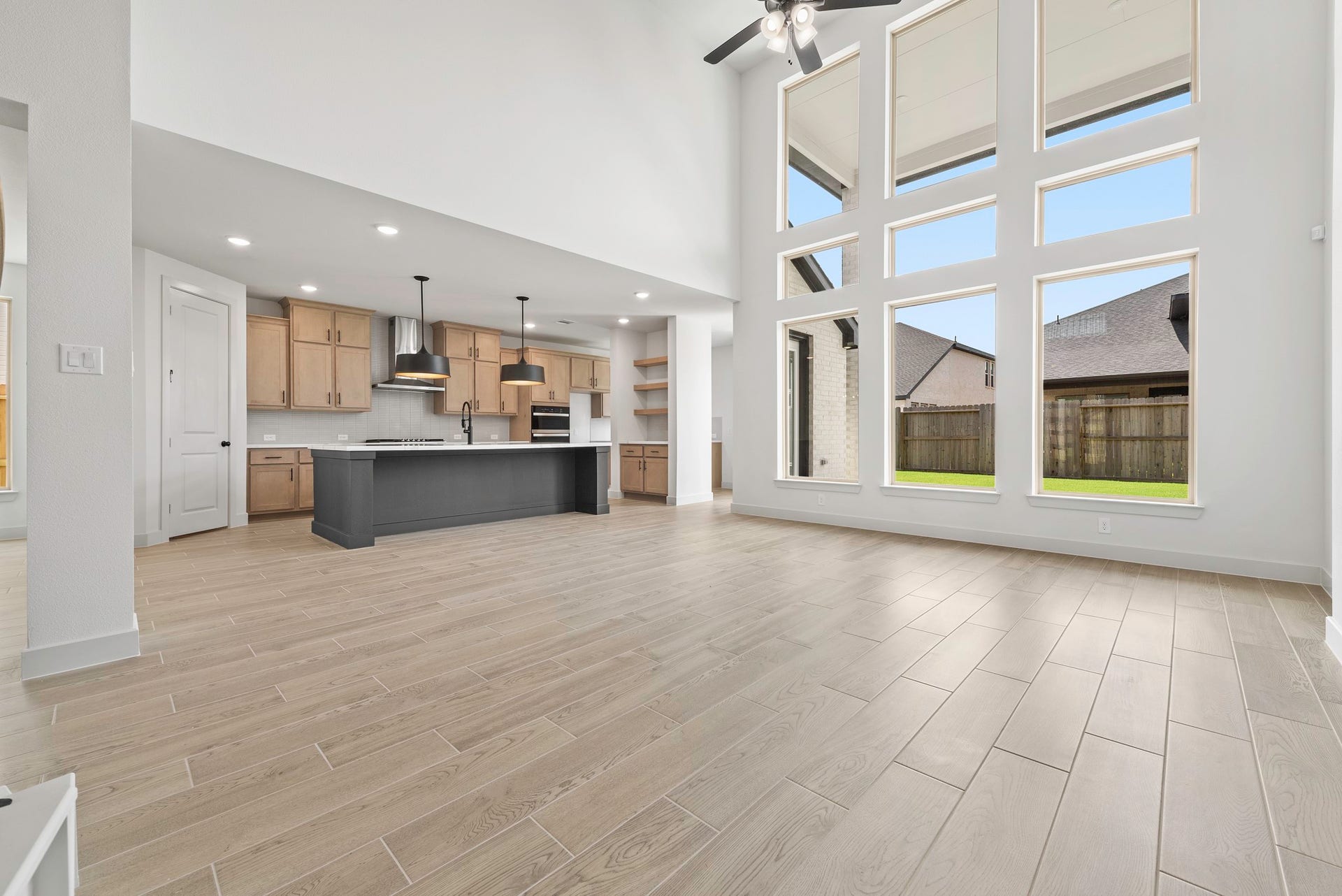 4727 Ravine View Lane, Fulshear, TX 77441 Representative image; features, selections and colors may vary.