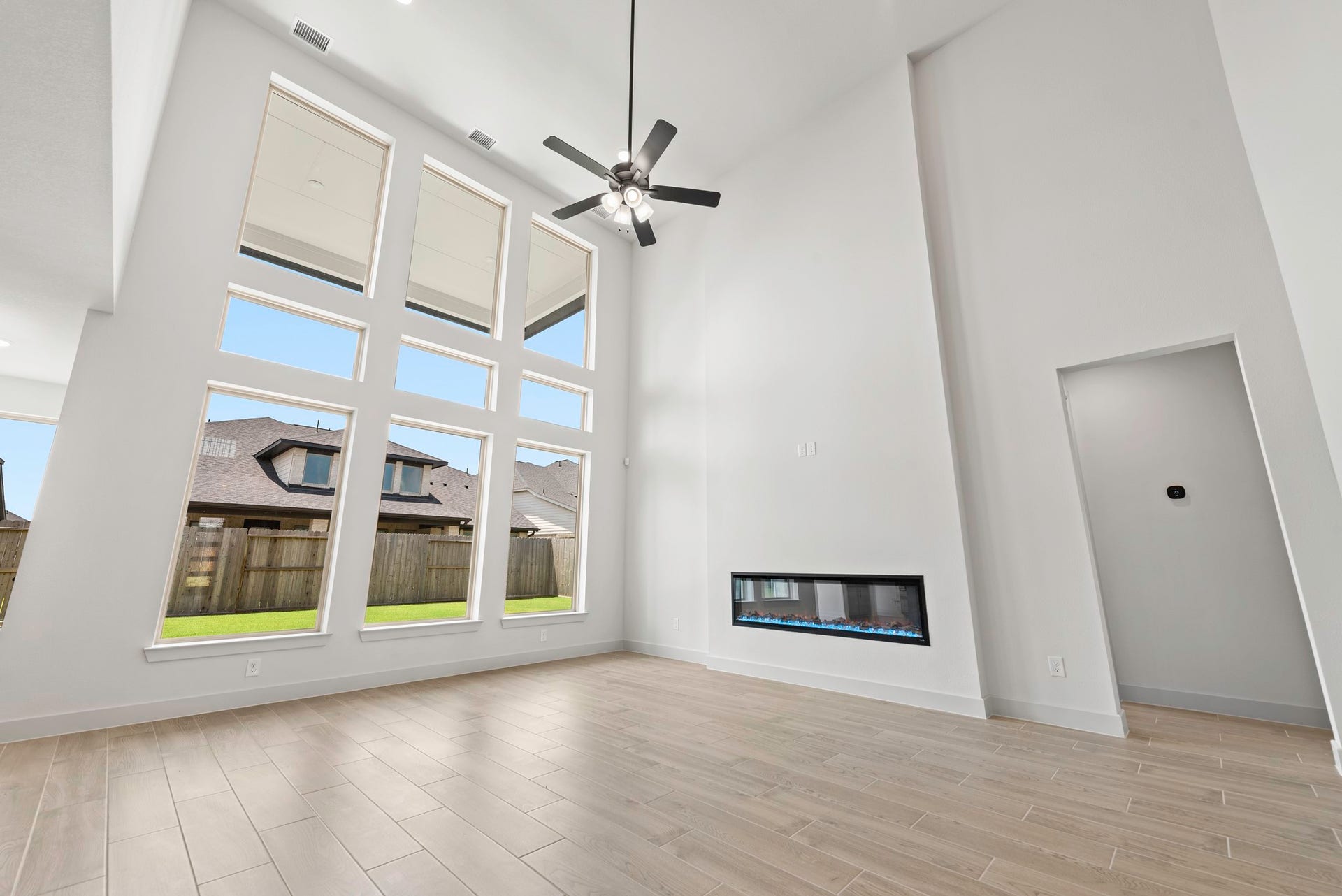 4727 Ravine View Lane, Fulshear, TX 77441 Representative image; features, selections and colors may vary.