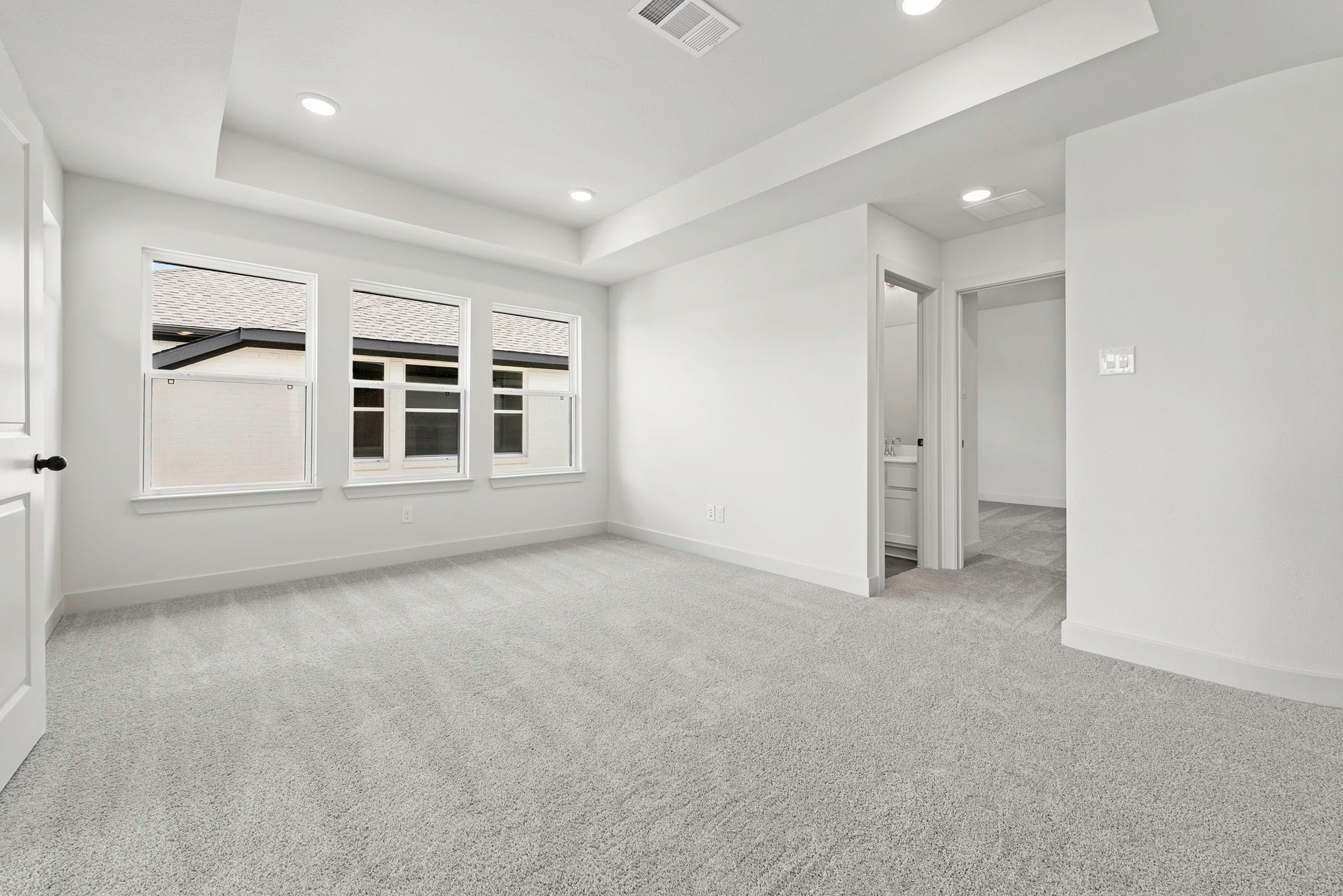4727 Ravine View Lane, Fulshear, TX 77441 Representative image; features, selections and colors may vary.