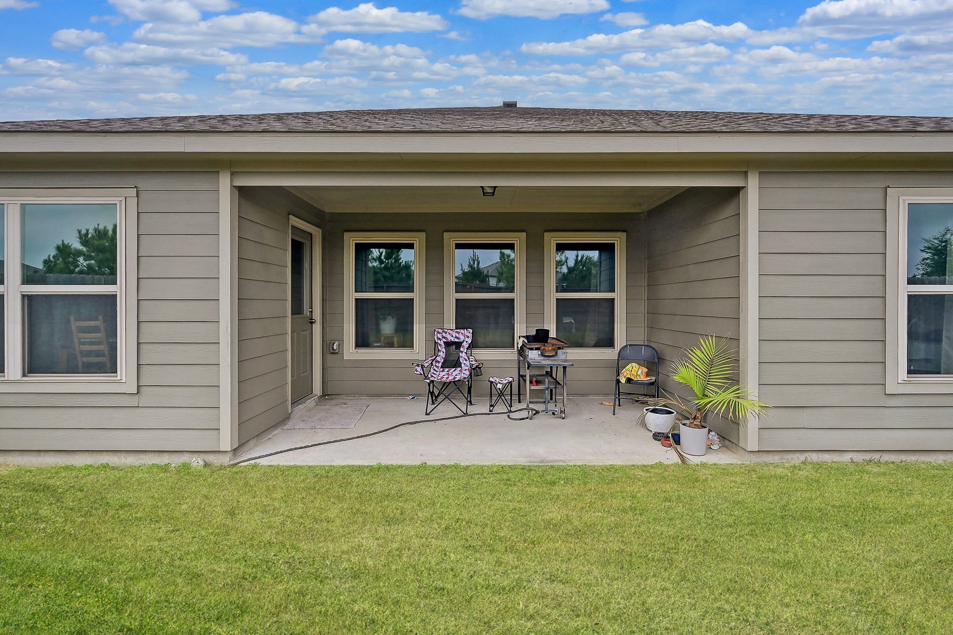 15127 Willow Tree Lane, New Caney, TX 77357