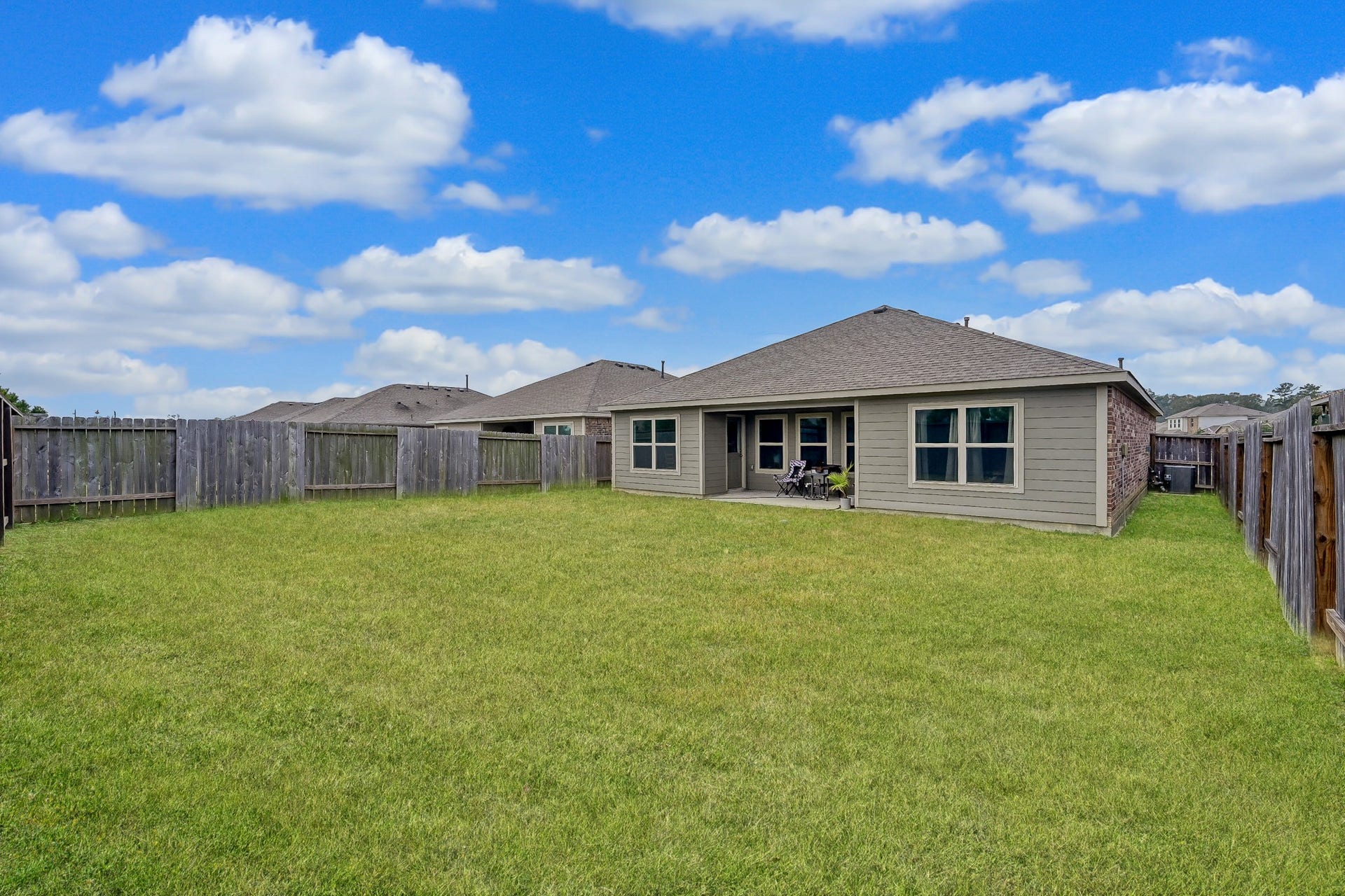 15127 Willow Tree Lane, New Caney, TX 77357