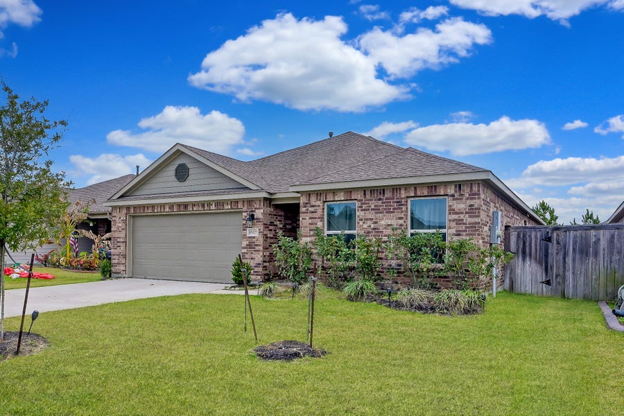 Property photo for 15127 Willow Tree Lane, New Caney, TX