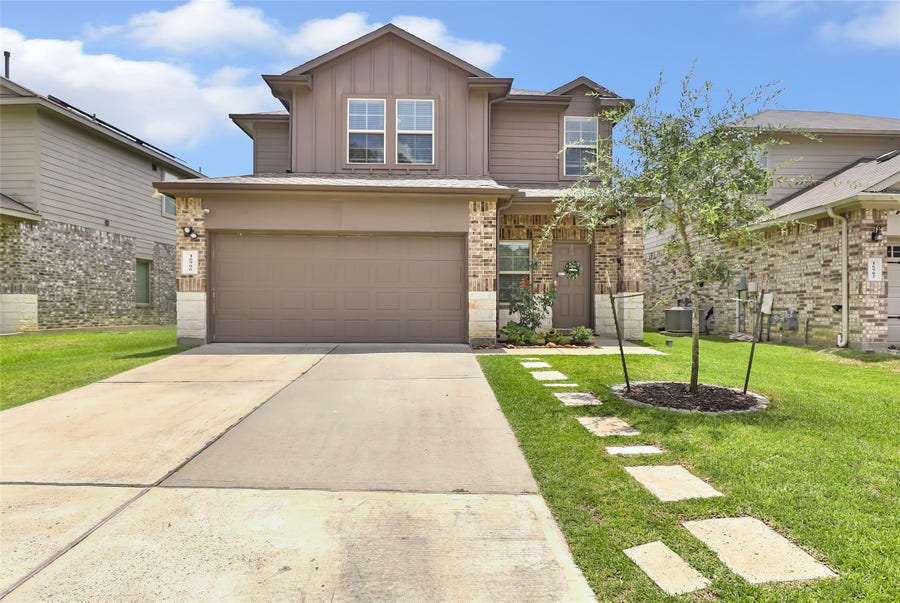 Property photo for 16906 Rich Pines Drive, Conroe, TX