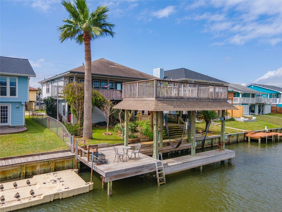 Property photo for 14 S Flamingo Street, La Marque, TX