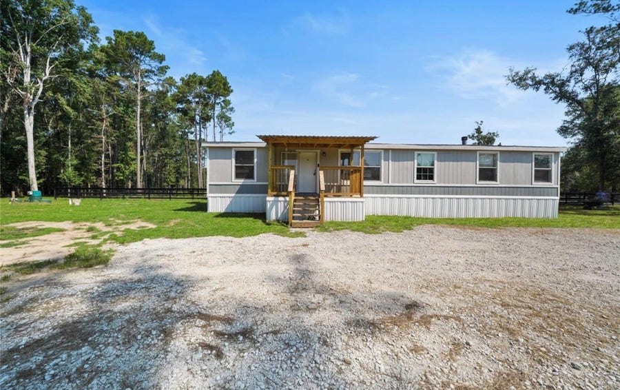 Property photo for 15750 W Relza Drive, Splendora, TX