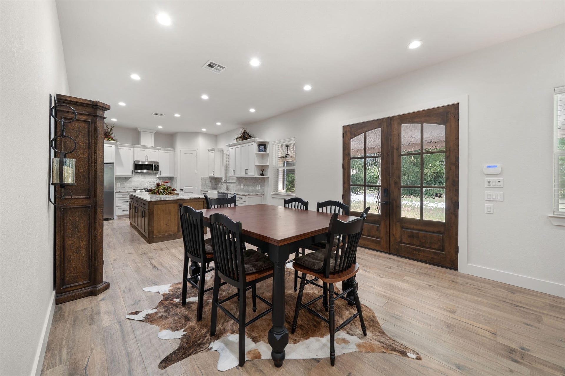 6970 Longmire Road, Conroe, TX 77304 6970 Longmire Road, Conroe, TX 77304