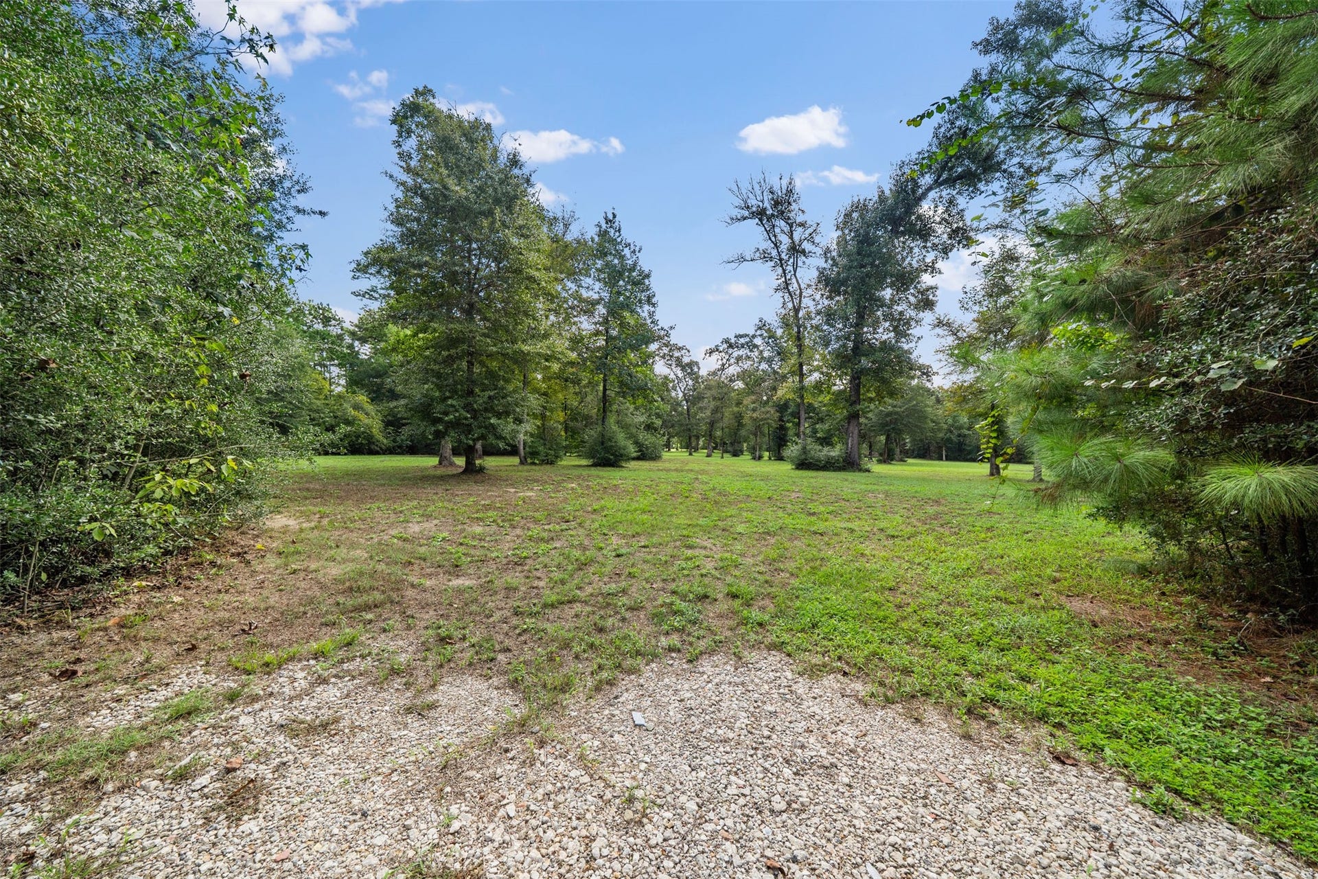 6970 Longmire Road, Conroe, TX 77304 CLEARING FOR YOUR CUSTOM HOME