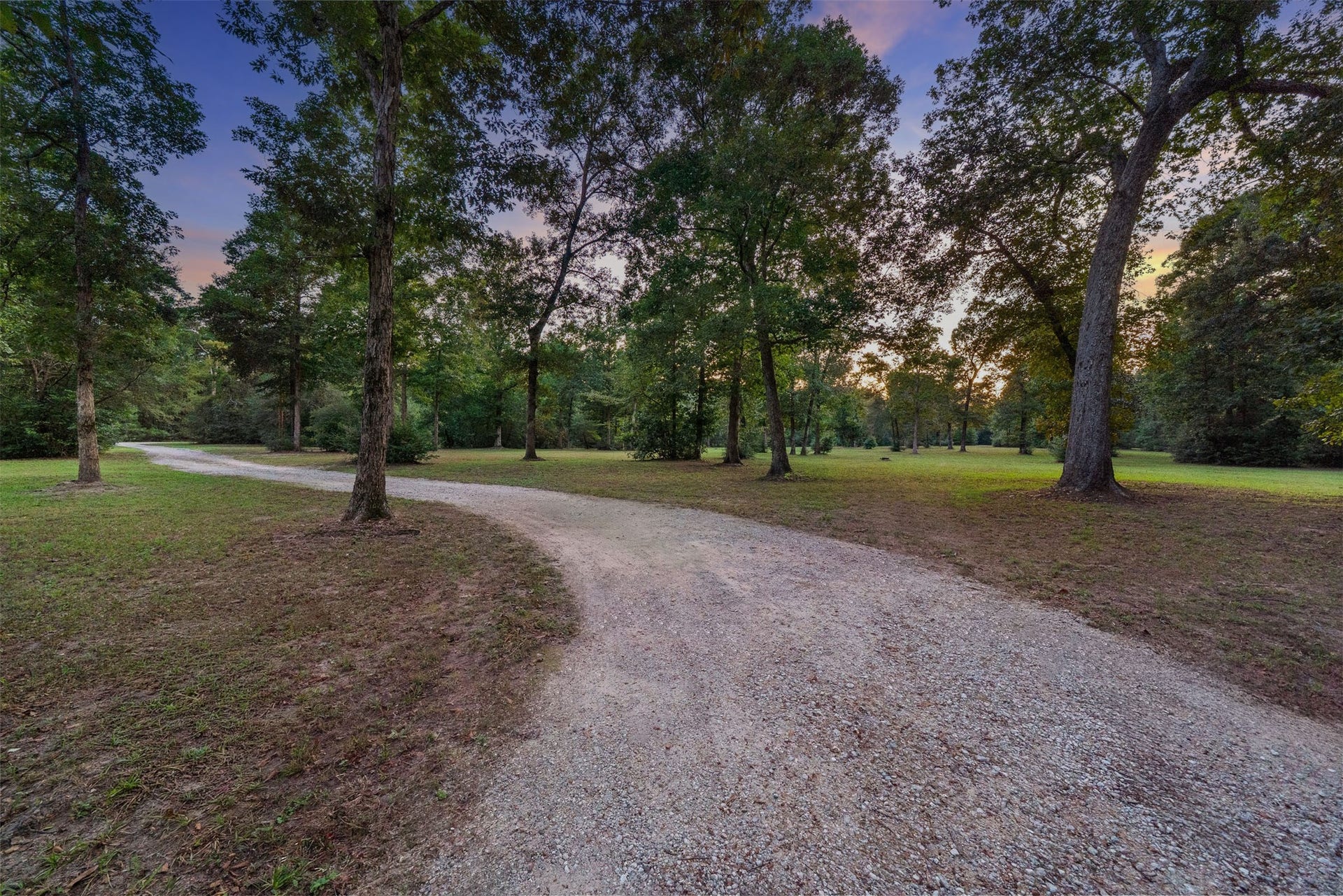 6970 Longmire Road, Conroe, TX 77304 6970 Longmire Road, Conroe, TX 77304