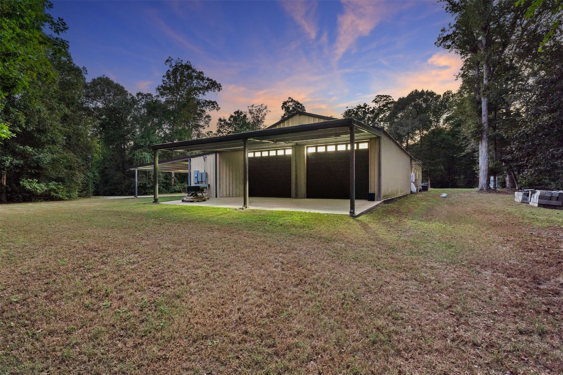 6970 Longmire Road, Conroe, TX 77304 6970 Longmire Road, Conroe, TX 77304