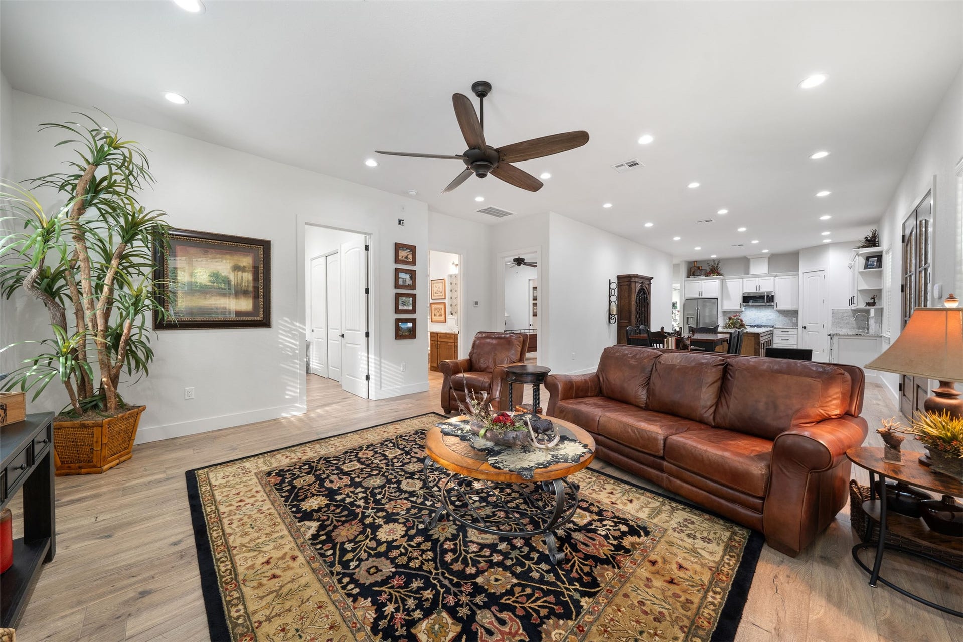 6970 Longmire Road, Conroe, TX 77304 6970 Longmire Road, Conroe, TX 77304