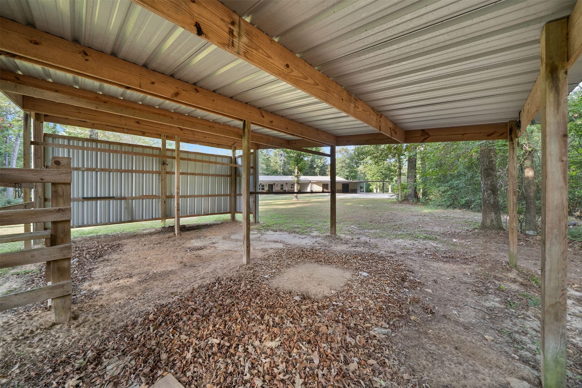 6970 Longmire Road, Conroe, TX 77304 6970 Longmire Road, Conroe, TX 77304