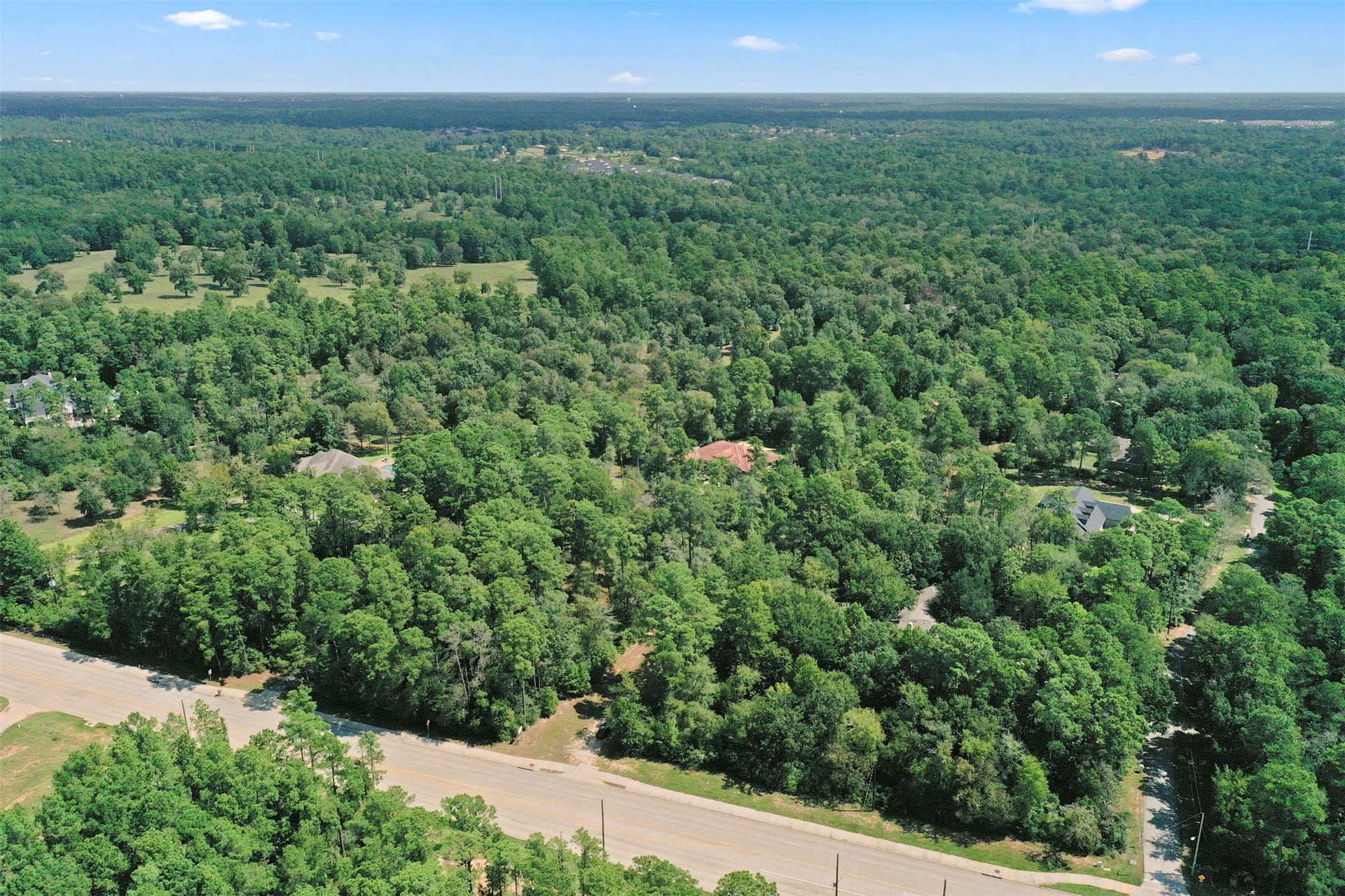6970 Longmire Road, Conroe, TX 77304 6970 Longmire Road, Conroe, TX 77304