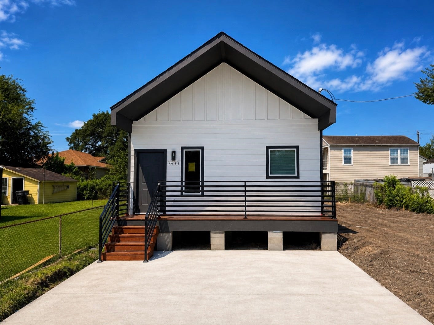 7933 Goode Street, Houston, TX 77012 7933 Goode Street, Houston, TX 77012