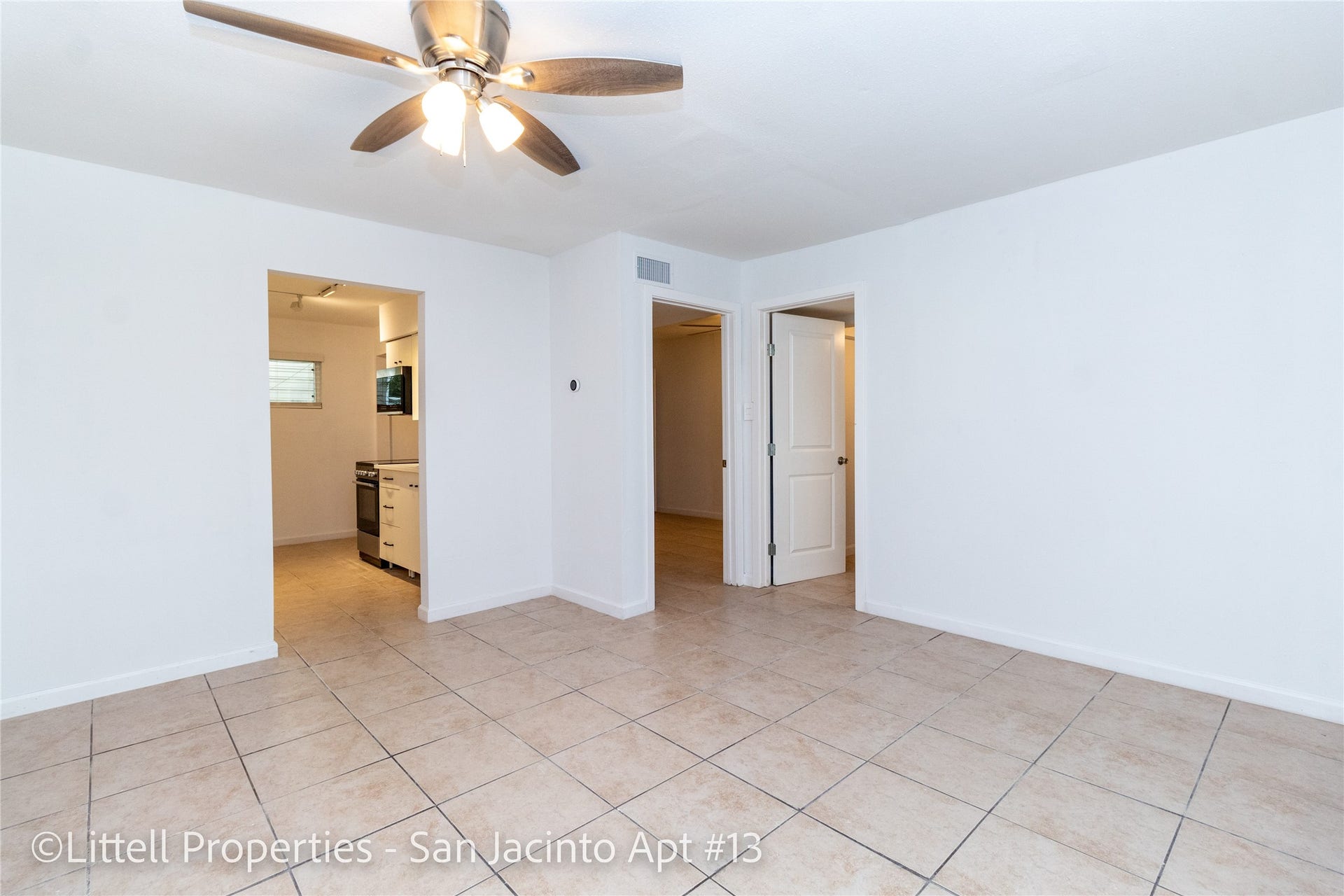 3817 Fannin Street, #13, Houston, TX 77004 Open floor plan