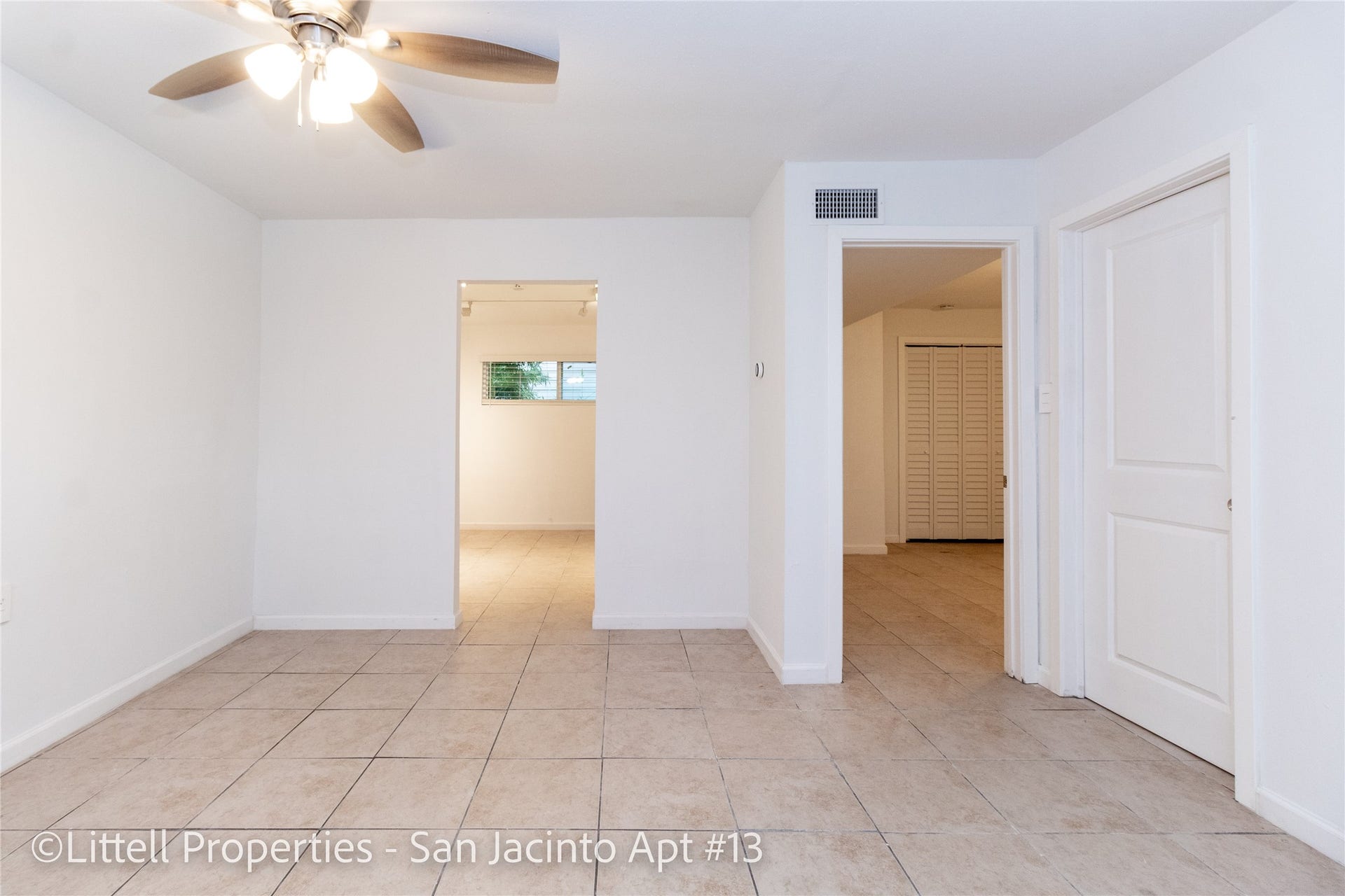 3817 Fannin Street, #13, Houston, TX 77004 No carpet!