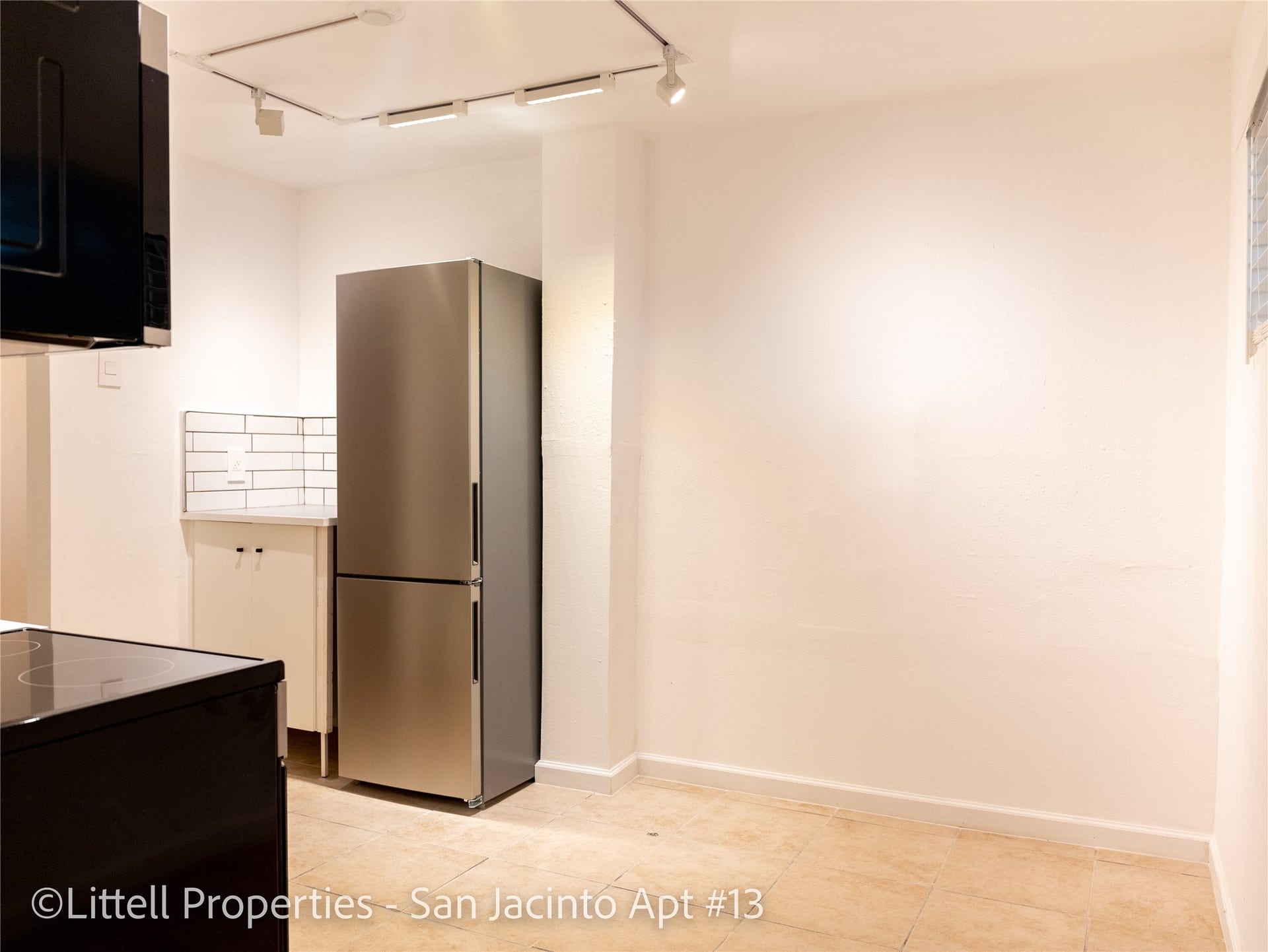 3817 Fannin Street, #13, Houston, TX 77004 Dining area!