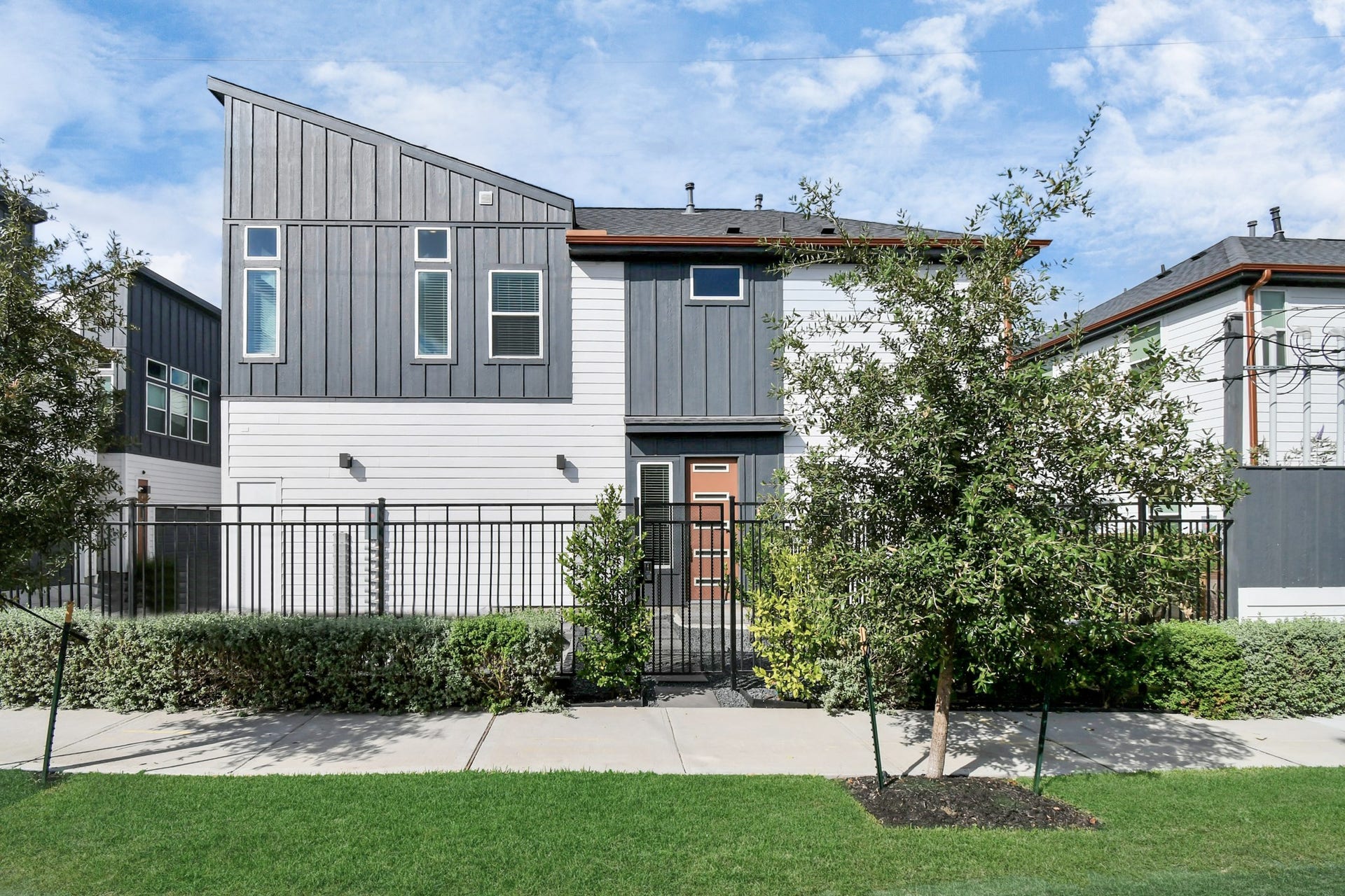 829 N Emile Street, Houston, TX 77020 829 N Emile Street, Houston, TX 77020