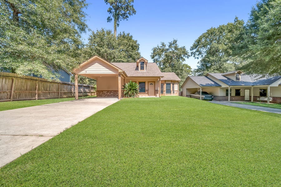 Property photo for 1213 Oxon Run, Montgomery, TX