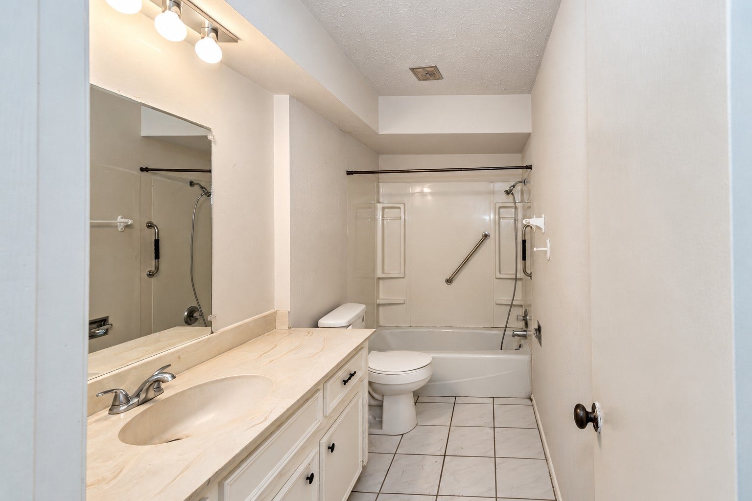 3414 Lake Ridge Bend, Spring, TX 77380 3414 Lake Ridge Bend, Spring, TX 77380
