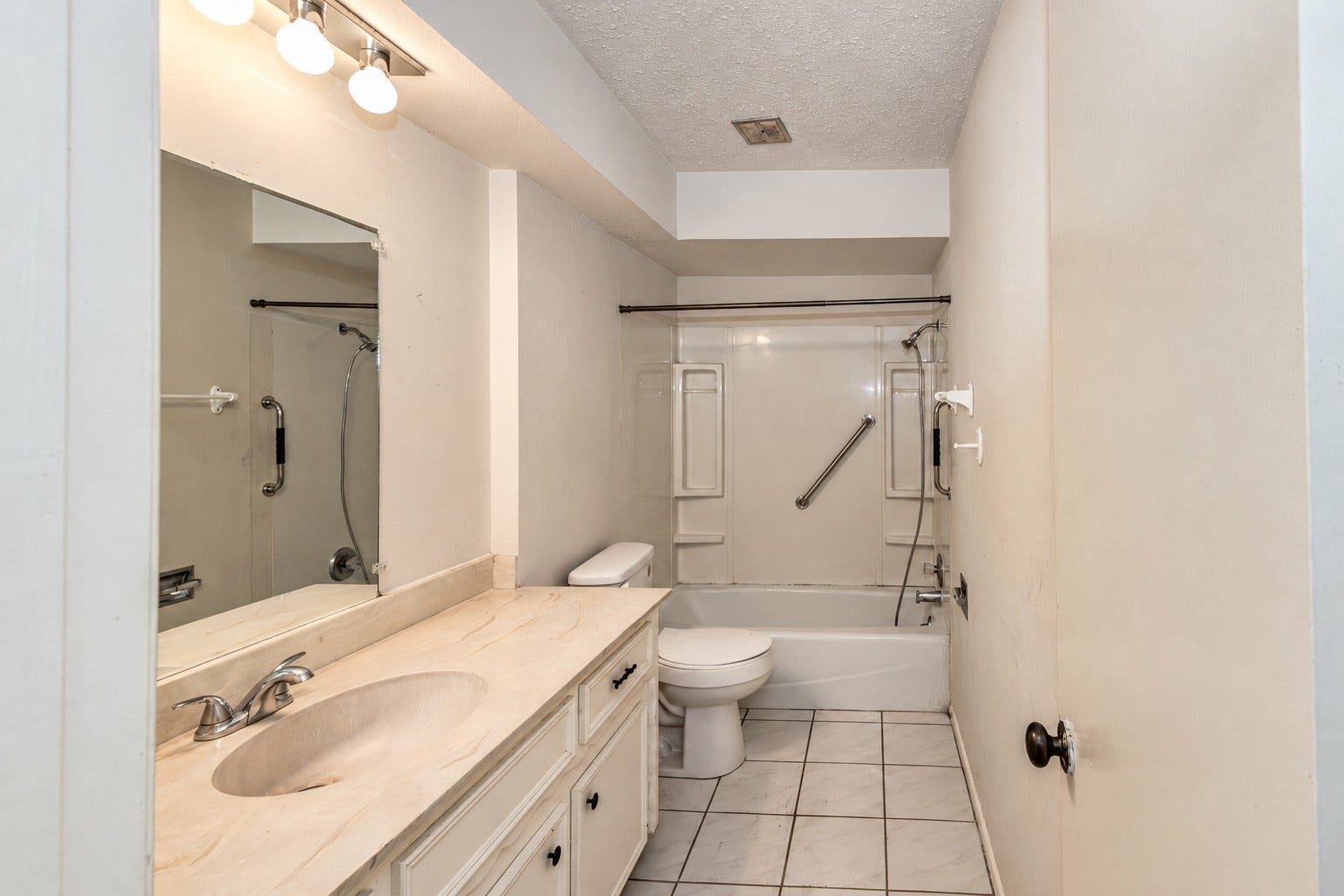 3414 Lake Ridge Bend, Spring, TX 77380 3414 Lake Ridge Bend, Spring, TX 77380