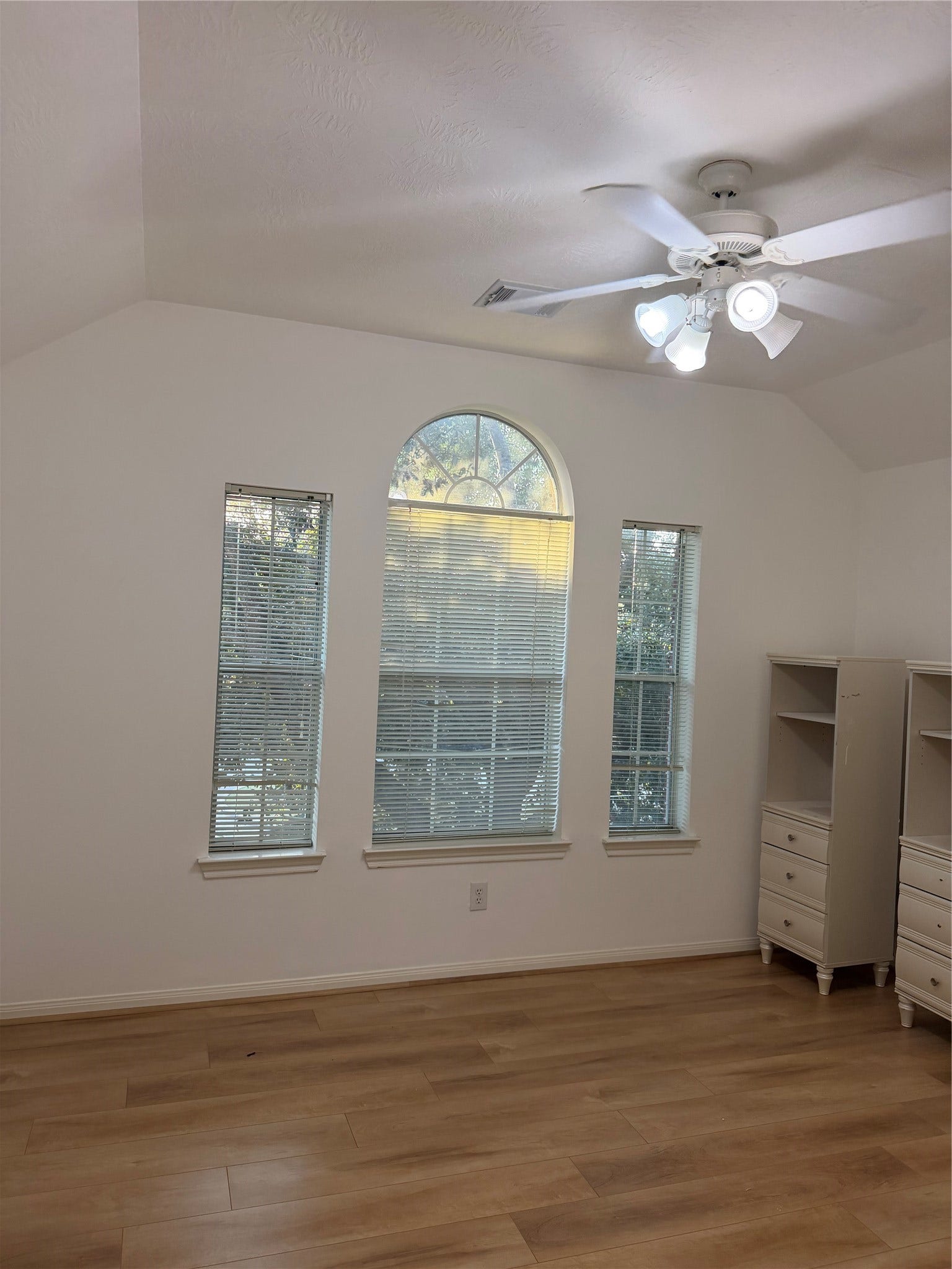 10331 Low Bridge Lane, Sugar Land, TX 77498 3rd Bedroom Upstairs
