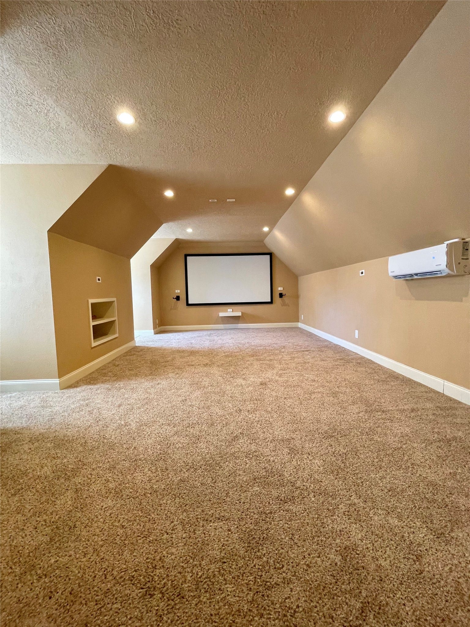 4138 Lakepointe Forest Drive, Seabrook, TX 77586 4138 Lakepointe Forest Drive, Seabrook, TX 77586