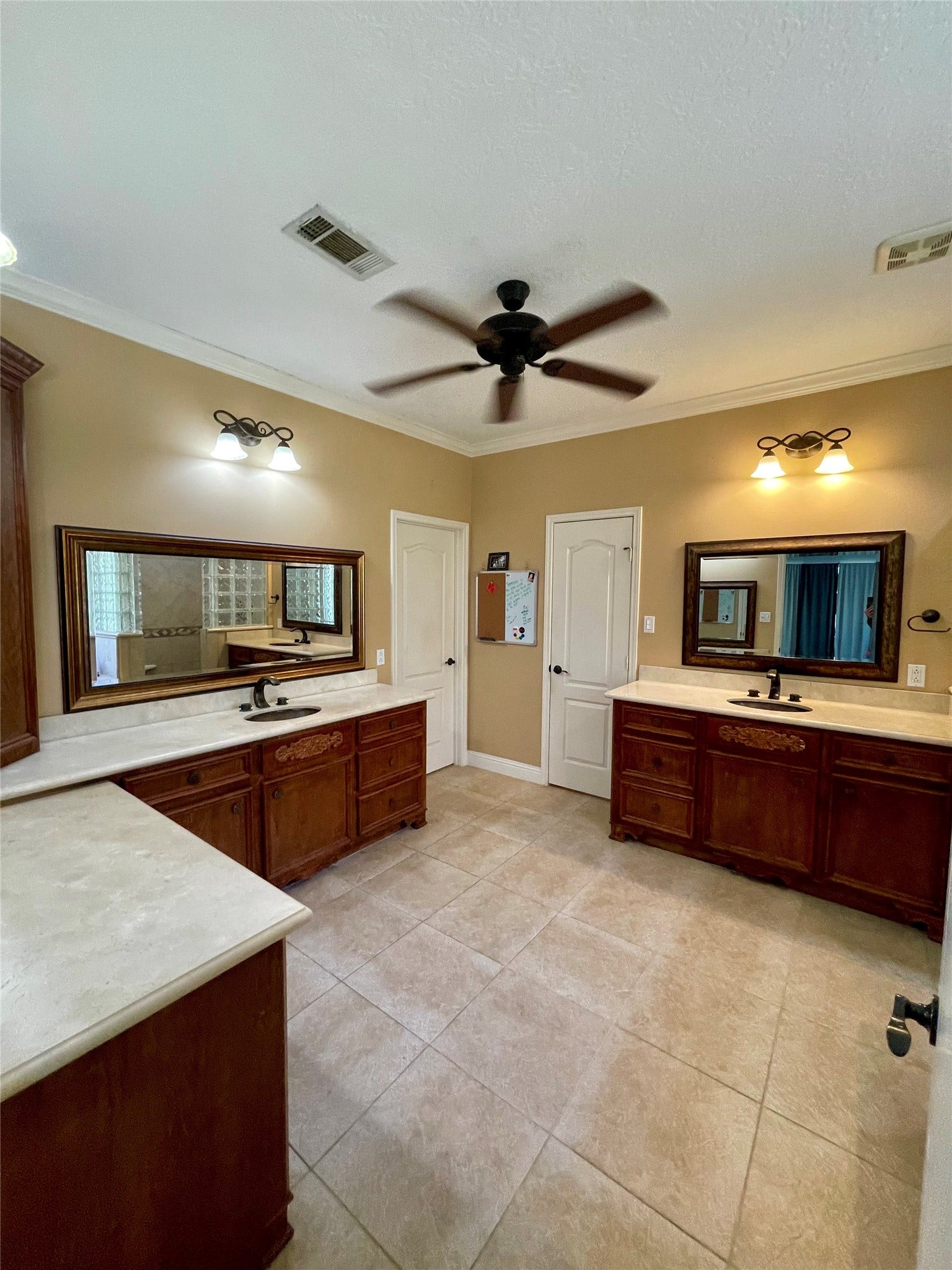 4138 Lakepointe Forest Drive, Seabrook, TX 77586 4138 Lakepointe Forest Drive, Seabrook, TX 77586